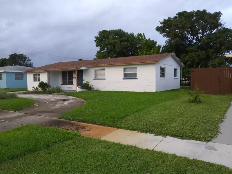 340 W 23rd ST, Riviera Beach, FL 33404