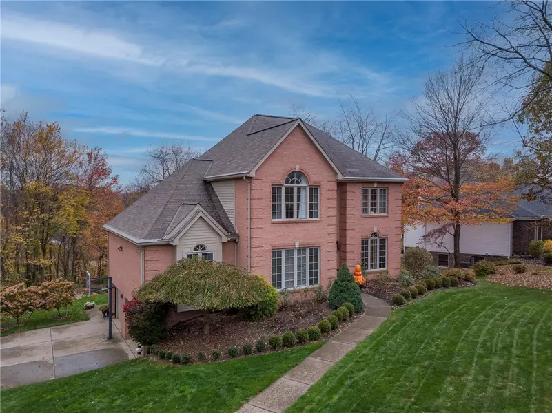 1621 ROYAL OAK, Sewickley, PA 15143