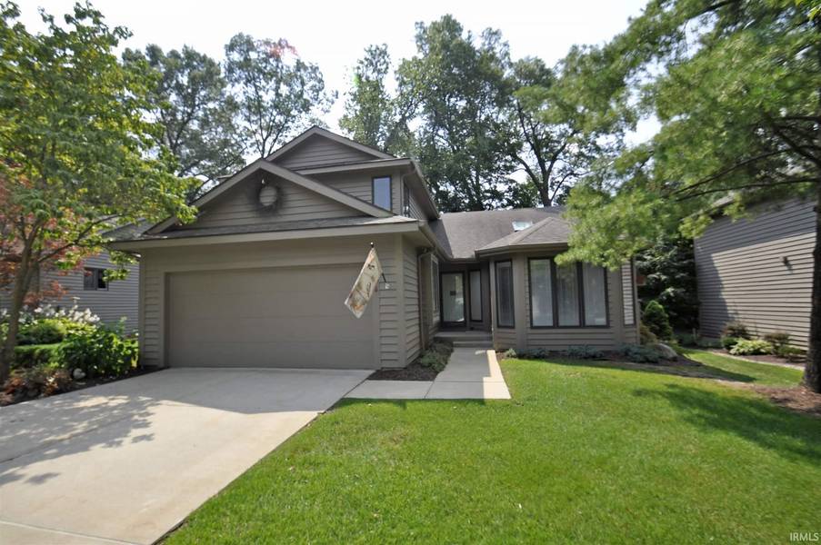 17876 Amberwood Lane, South Bend, IN 46635-1000