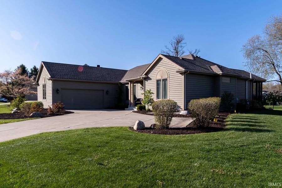 51488 Harrington Drive, Granger, IN 46530