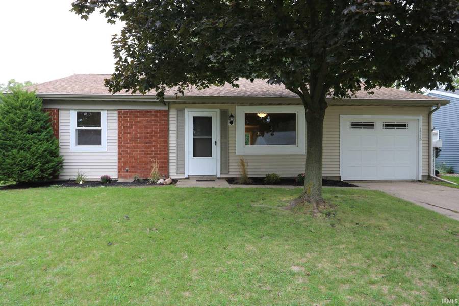 1715 Renfrew Drive, South Bend, IN 46614