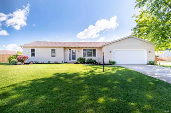 10661 Washtenaw Drive, Osceola, IN 46561-9260