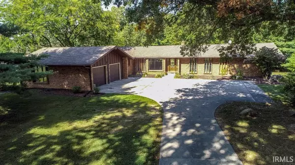 606 Skyview Drive Drive, Middlebury, IN 46540