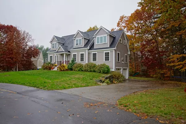 Exeter, NH 03833,7 Squire WAY