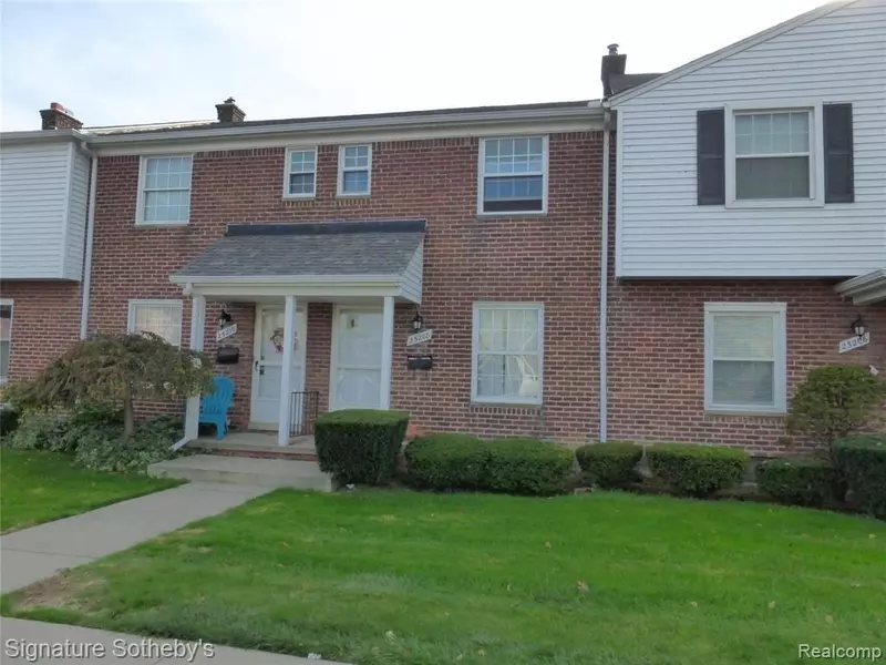 23208 MARTER Road, Saint Clair Shores, MI 48080 2728