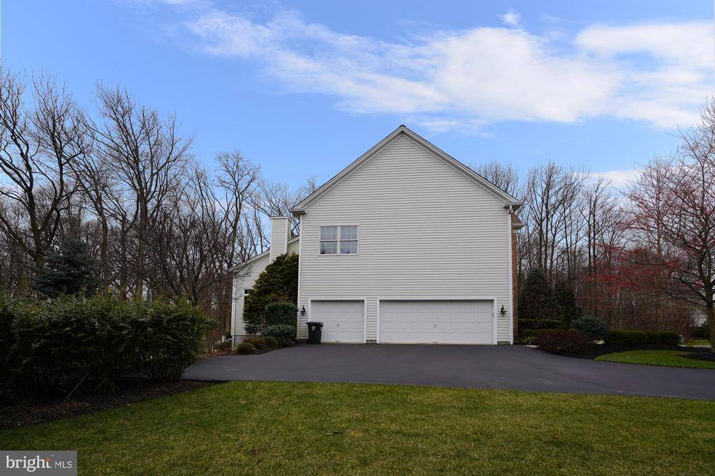 Monroe Township, NJ 08831,7 WALKER