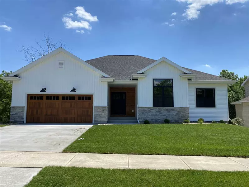 1215 Tamarack Way, Verona, WI 53593