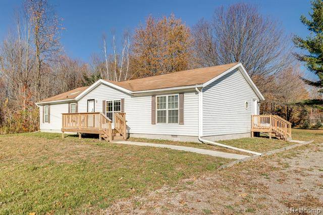 7038 Ravenswood RD, Kimball Twp, MI 48074