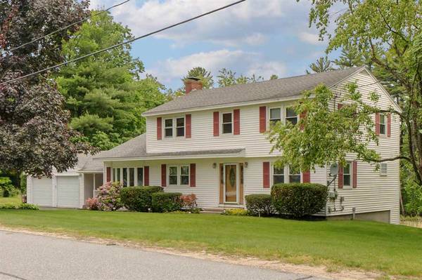 14 Balcom RD, Pelham, NH 03076