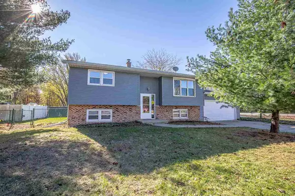 1505 Steven St, Sun Prairie, WI 53590