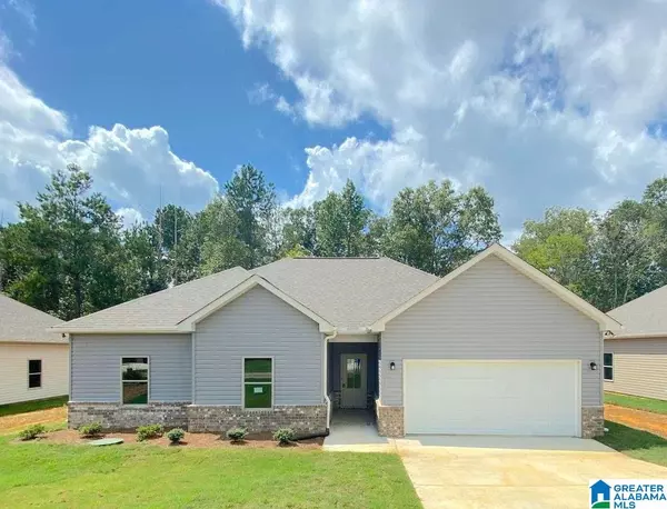 235 WHITE OAK CIR, Lincoln, AL 35096