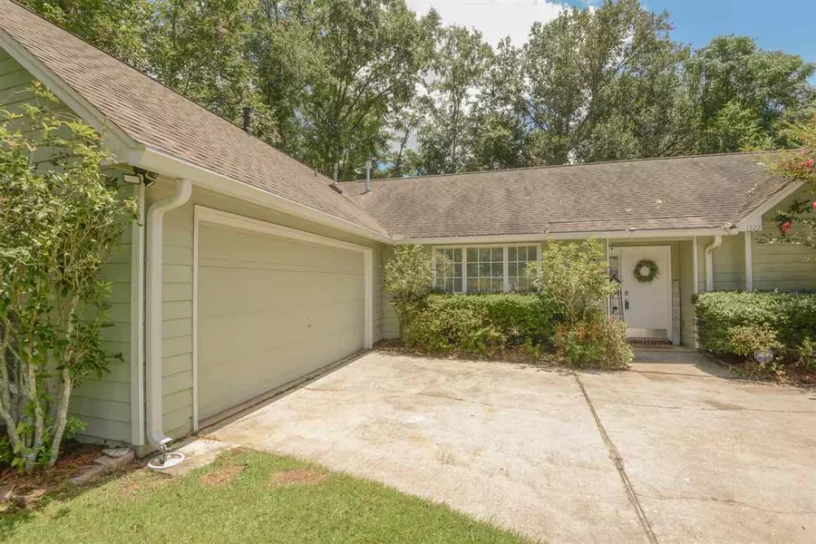 1322 Smoke Rise Lane, Tallahassee, FL 32317