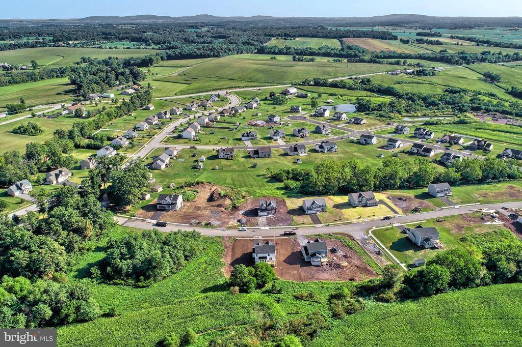 East Berlin, PA 17316,282 JESSICA DR