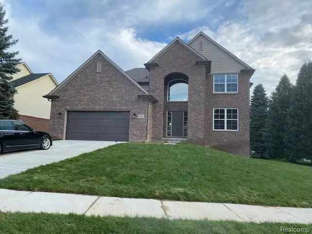 6179 Foxfire Circle, Clarkston, MI 48346