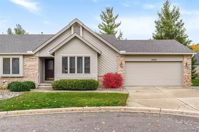 8056 SAWGRASS TRL, Grand Blanc, MI 48439