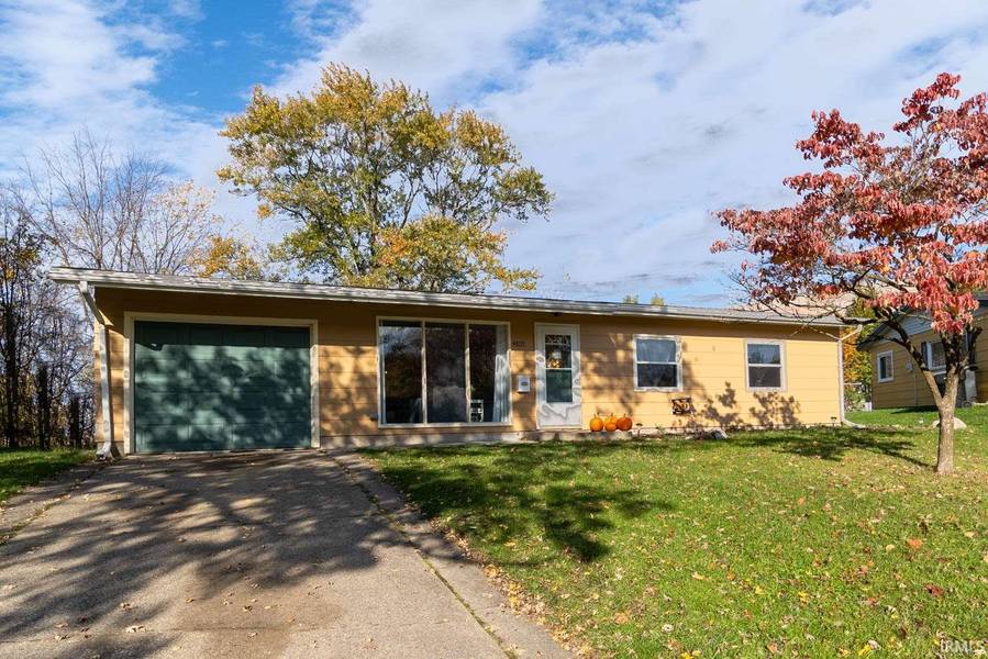 4805 Skye Court, South Bend, IN 46614-3536