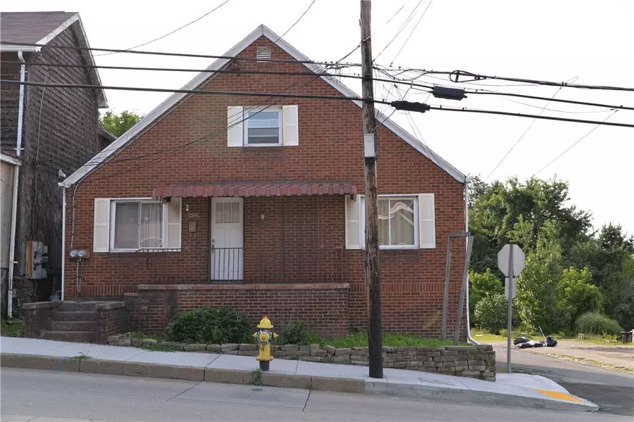 156 Morgantown St, Uniontown, PA 15401