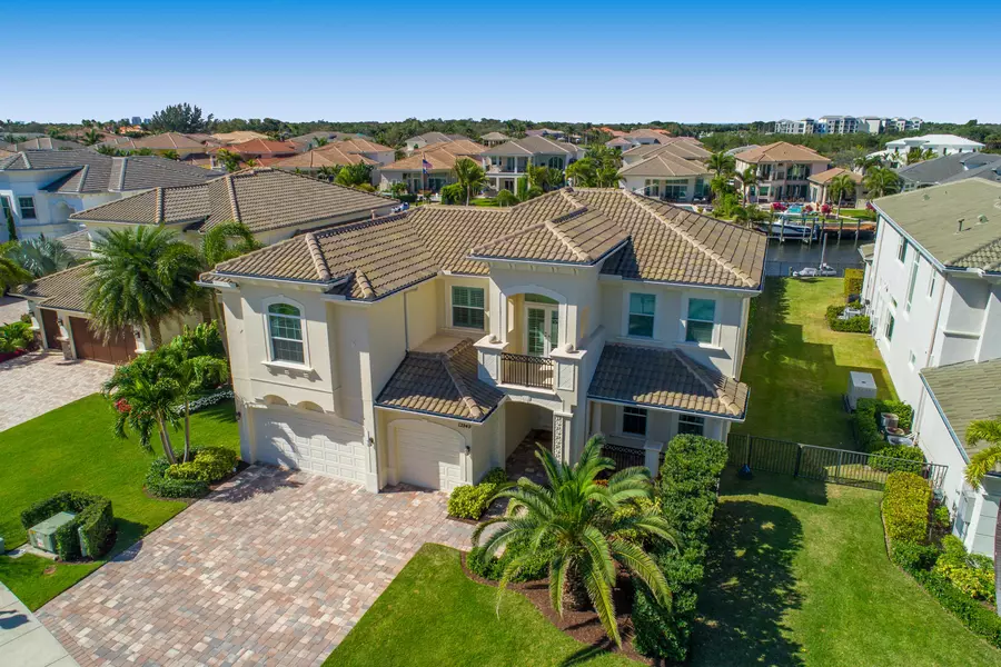 13949 Willow Cay DR, North Palm Beach, FL 33408