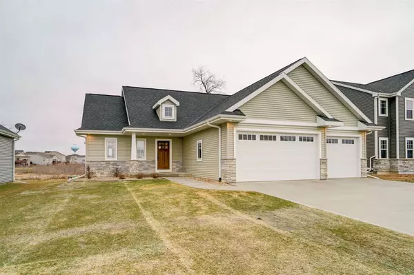 6050 Shooting Star Ct, Mcfarland, WI 53558