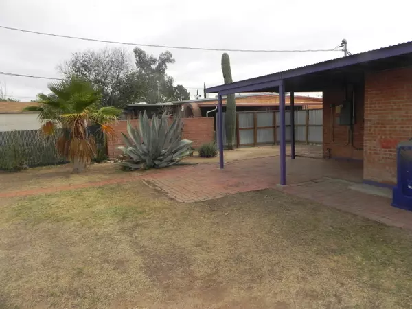 Tucson, AZ 85716,2907 E 21St Street