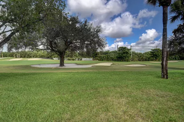 Delray Beach, FL 33446,7461 Glendevon LN 304