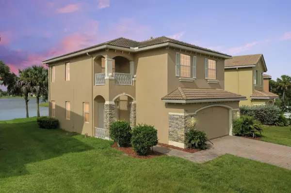 947 NW Leonardo CIR, Port Saint Lucie, FL 34986