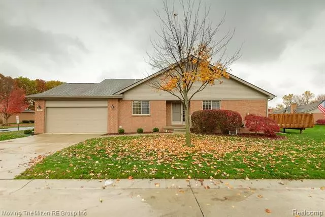 2001 FAIRWAY CIR, Canton, MI 48188