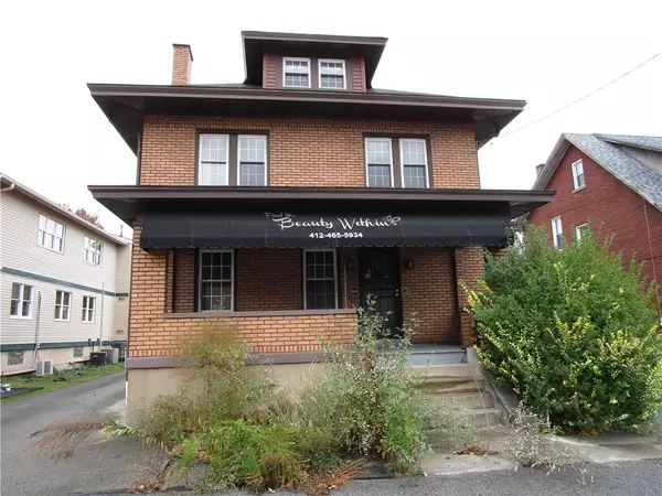 White Oak, PA 15131,1528 Lincoln Way