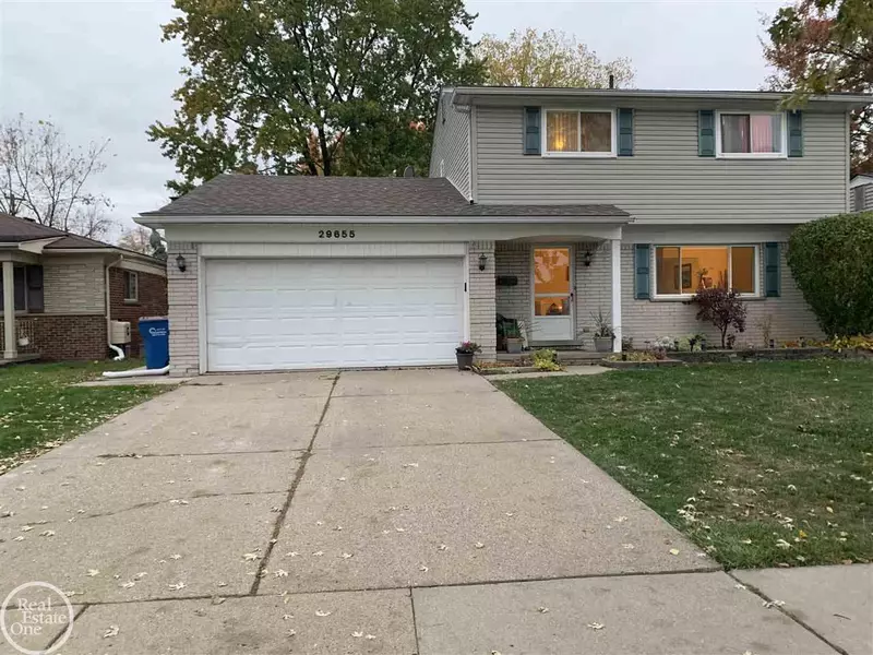 29655 Westbrook, Warren, MI 48092