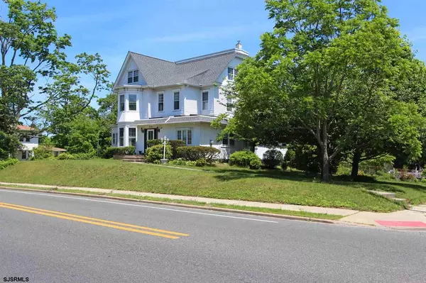 102 N Shore Road, Absecon, NJ 08201