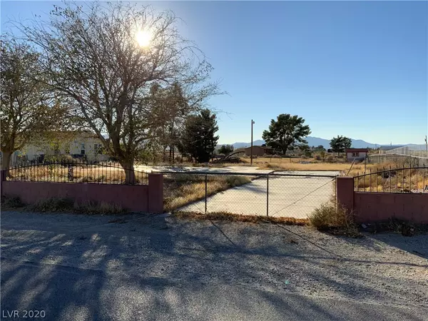 2520 Mallard Avenue, Pahrump, NV 89048