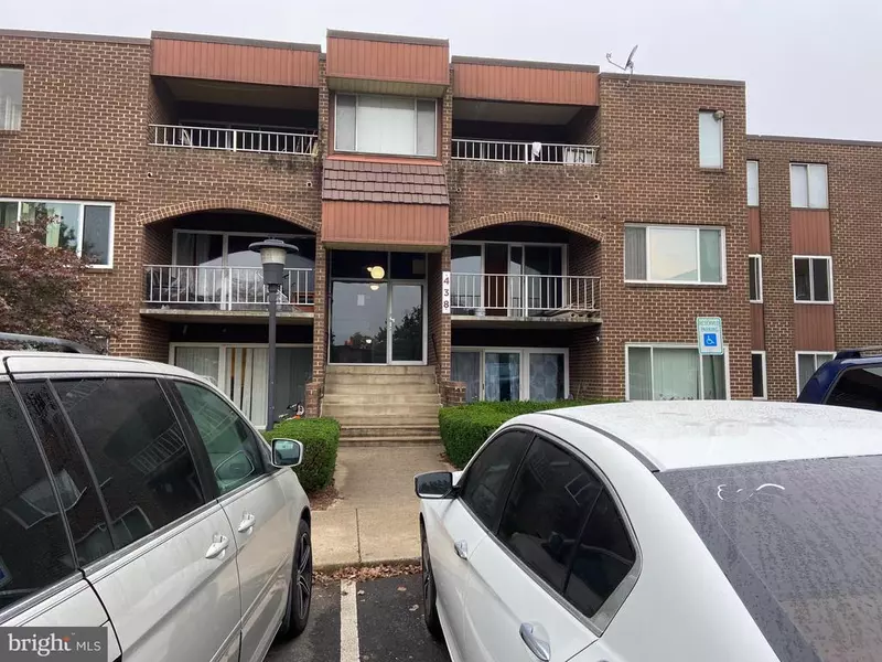 438 GIRARD ST #256, Gaithersburg, MD 20877