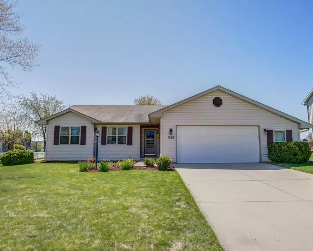 Sun Prairie, WI 53590,1367 Prairie Rose Dr