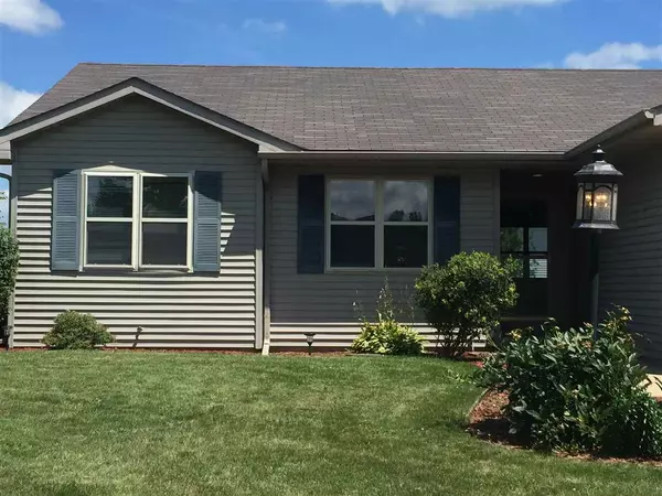 Sun Prairie, WI 53590,1463 Prairie Rose Dr