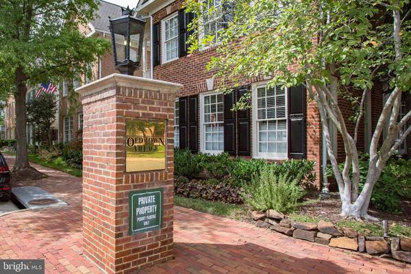 1130 DUKE ST, Alexandria, VA 22314