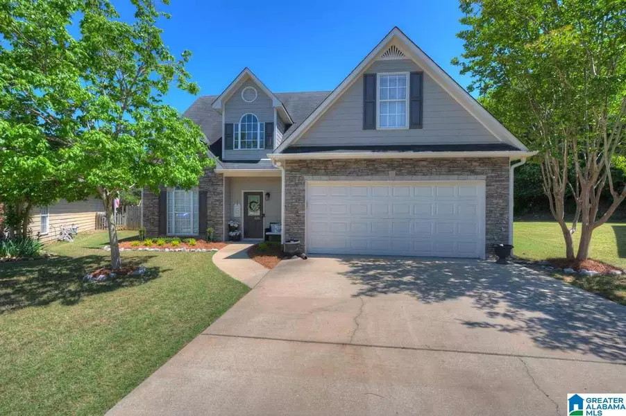 111 LANTANA CIR, Pelham, AL 35124