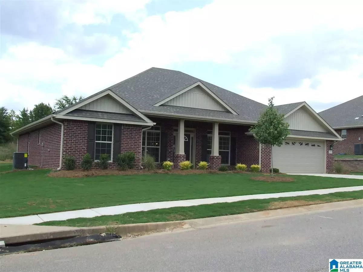 Calera, AL 35040,233 WATERFORD COVE TRL