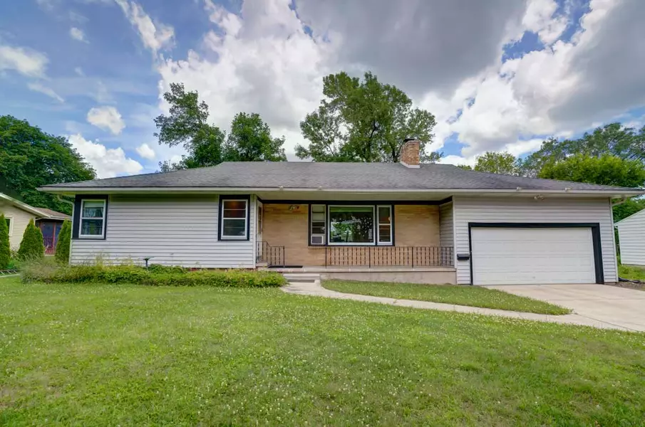 5214 Loruth Terr, Madison, WI 53711