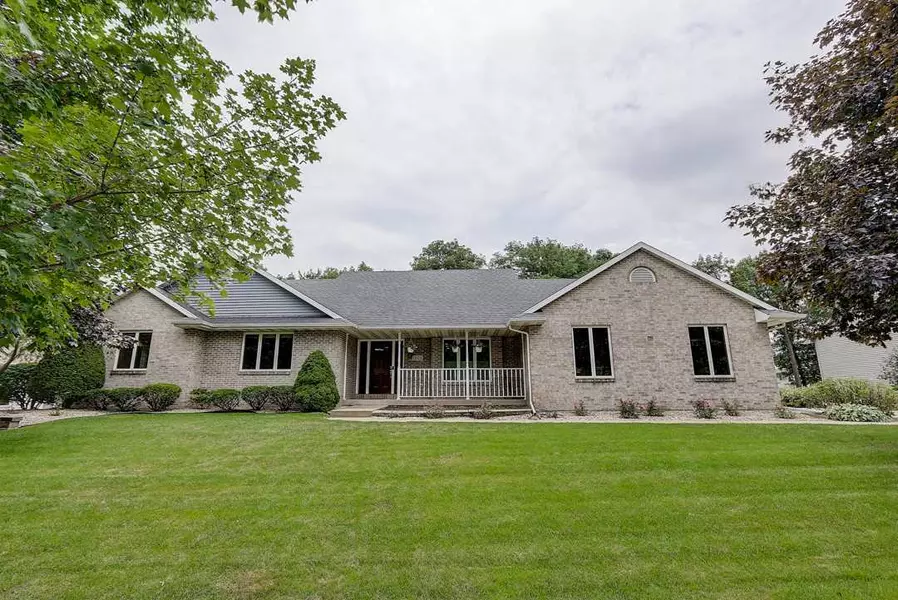 1903 Tierney Dr, Waunakee, WI 53597