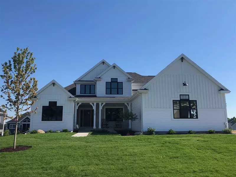 5789 Derby Downs Dr, Waunakee, WI 53597