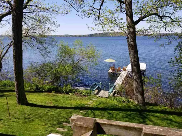 Green Lake, WI 53946,W2760 Oakwood Beach Rd