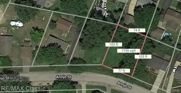 Vacant Annjo ST, Walled Lake, MI 48390