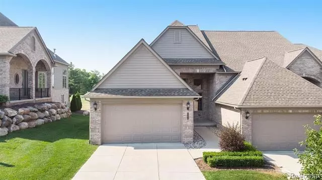 5696 KNOB HILL CIRCLE  24, Clarkston, MI 48348