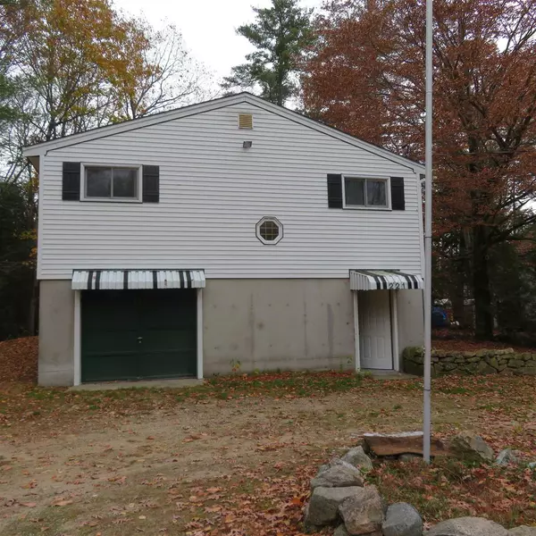 Moultonborough, NH 03254,221 Paradise DR