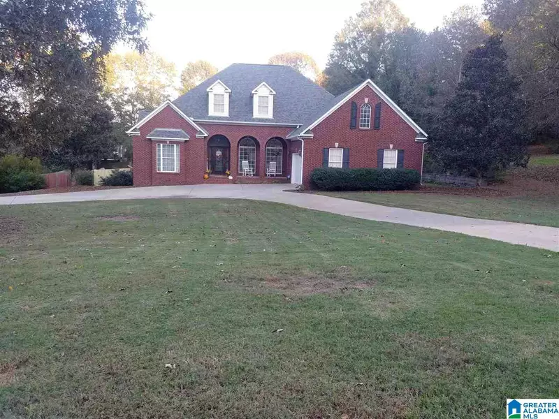 235 HUNTER RIDGE LN, Pell City, AL 35128