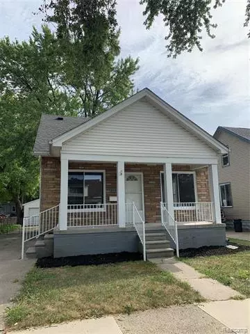 8168 CENTRAL, Center Line, MI 48015