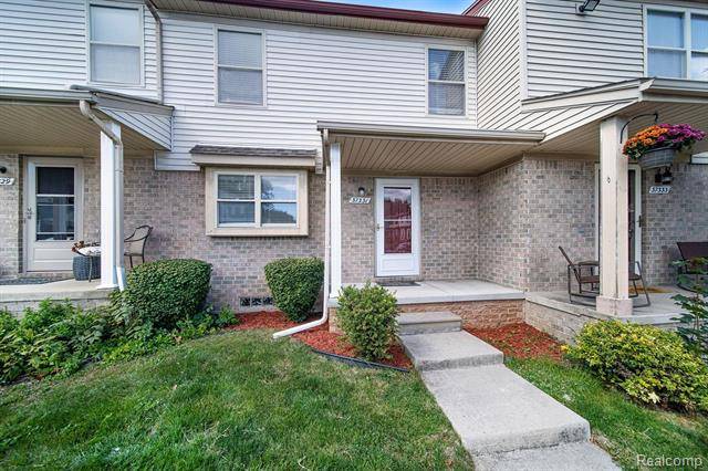 37331 Charter Oaks BLVD, Clinton Twp, MI 48036