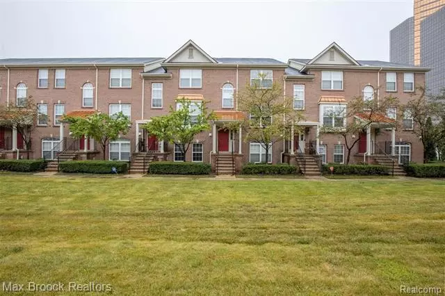 25427 SAINT JAMES, Southfield, MI 48075