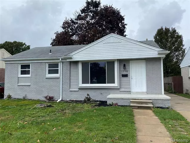 1716 WINCHESTER AVE, Lincoln Park, MI 48146