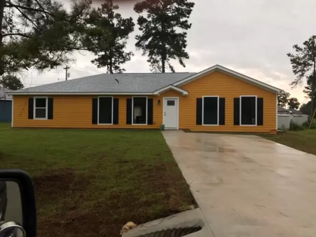 33 SAND PINE Drive, Midway, FL 32343